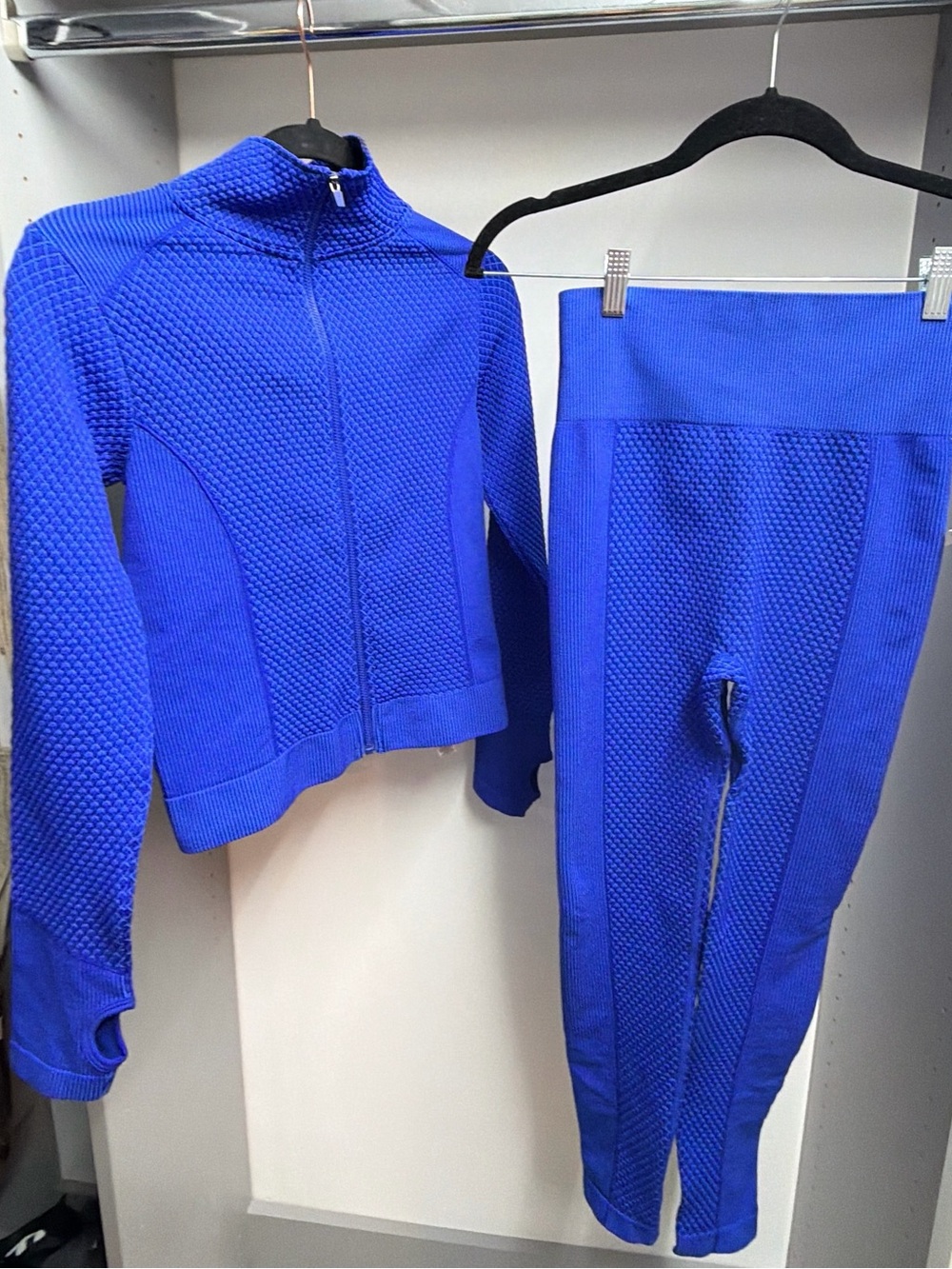 Bailey/44 Sport Cobalt Blue Seamless Activewear Set – Size Small